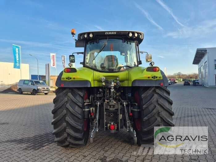 CLAAS ARION 620 CIS Трактори