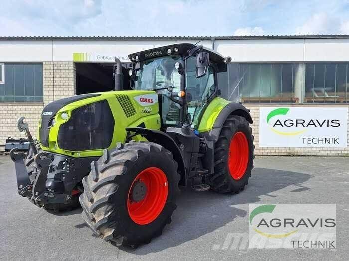 CLAAS AXION 800 CIS+ Трактори