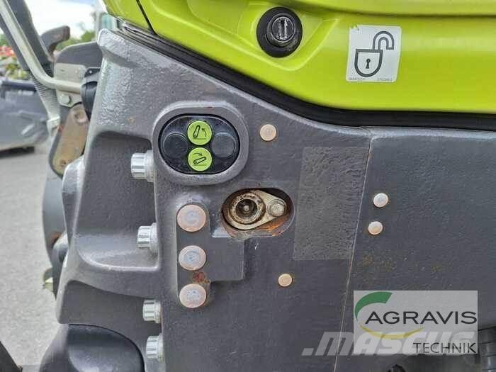 CLAAS AXION 800 CIS+ Трактори