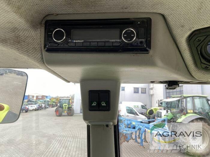 CLAAS AXOS 340 CL Трактори