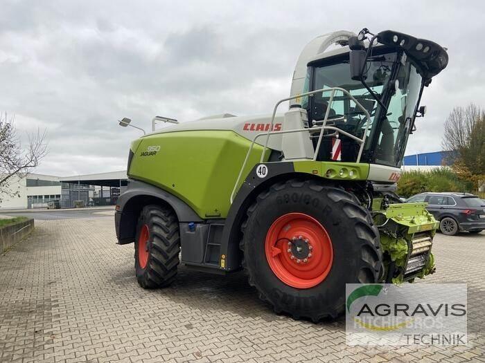 CLAAS JAGUAR 950 Кормозбиральні комбайни