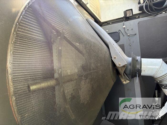 CLAAS JAGUAR 960 Кормозбиральні комбайни