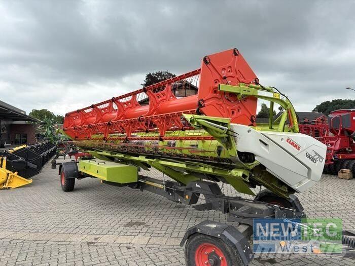 CLAAS LEXION 6700 Зернозбиральні комбайни