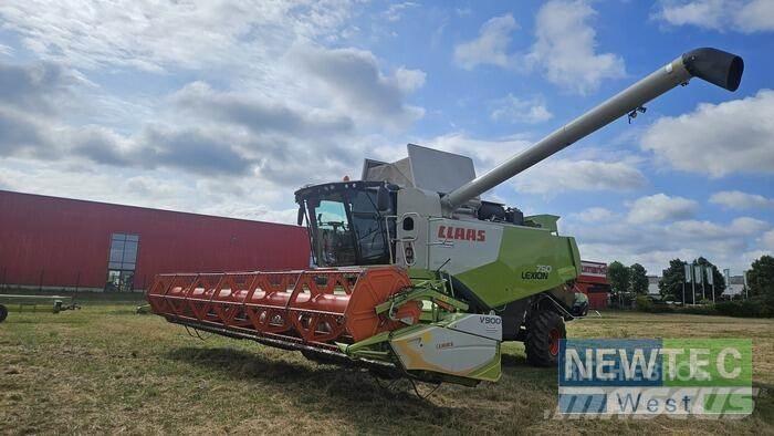 CLAAS LEXION 750 Зернозбиральні комбайни