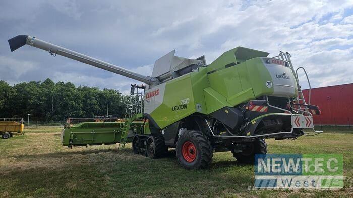 CLAAS LEXION 750 Зернозбиральні комбайни