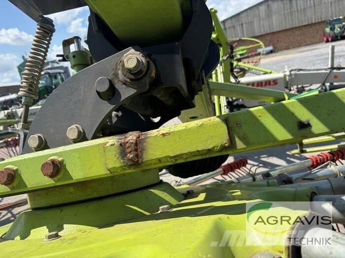 CLAAS LINER 4000 Граблі і сінозворушувачі