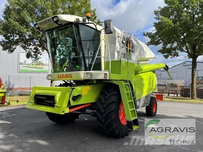 CLAAS MEDION 310 Зернозбиральні комбайни