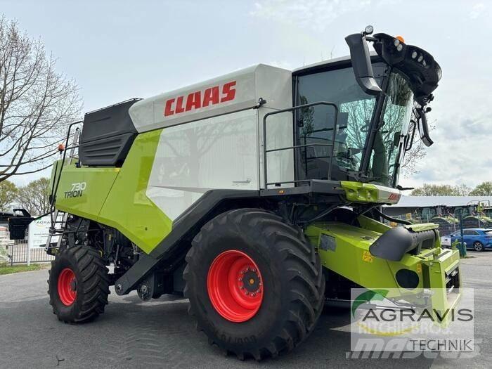 CLAAS TRION 730 Зернозбиральні комбайни