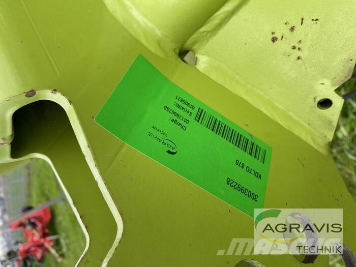 CLAAS VOLTO 870 Граблі і сінозворушувачі