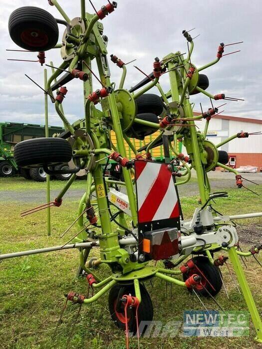CLAAS VOLTO 900 Граблі і сінозворушувачі