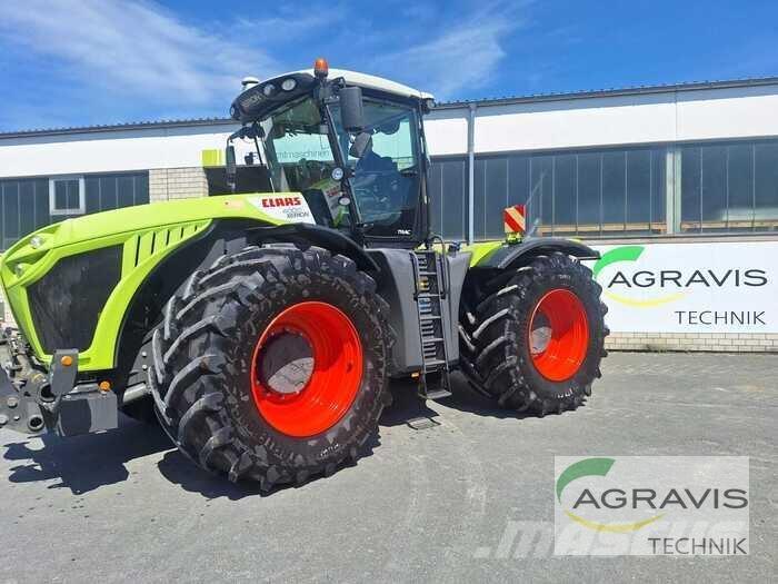 CLAAS XERION 4000 TRAC Трактори