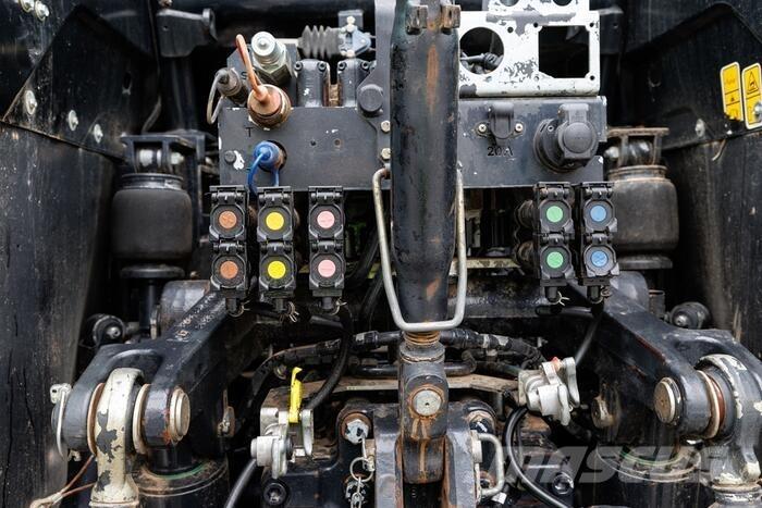 Deutz-Fahr 9310 TTV Трактори