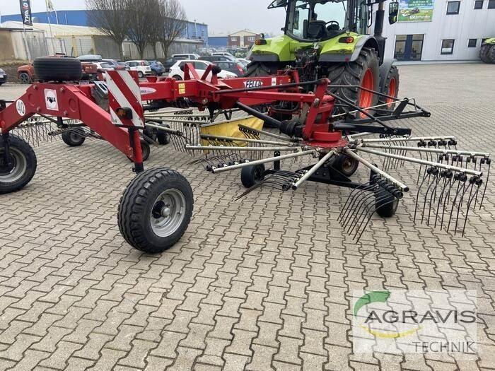 Fella TS 880 Граблі і сінозворушувачі