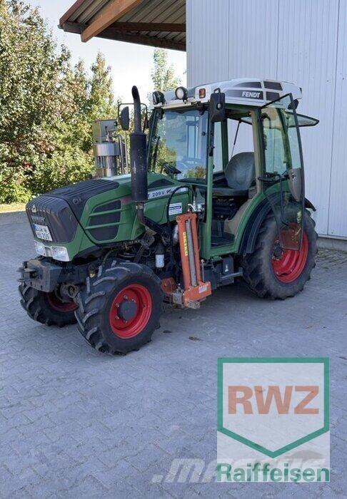 Fendt 209V Vario Трактори