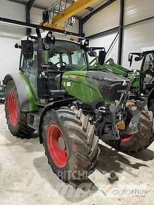 Fendt 211 VARIO Трактори