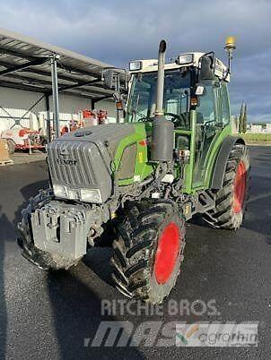 Fendt 211F Трактори