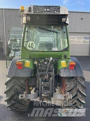 Fendt 211F Трактори