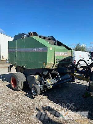 Fendt 2900V Рулонні прес-підбирачі