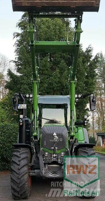 Fendt 311 Vario Трактори
