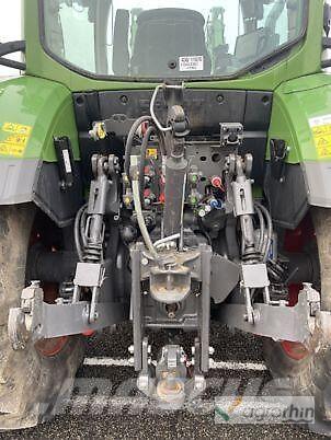 Fendt 516 PROFI PLUS Трактори