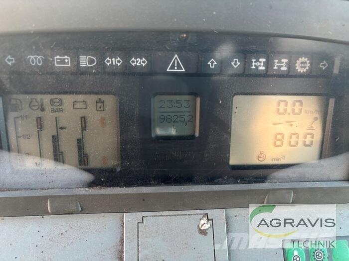 Fendt 711 VARIO Трактори