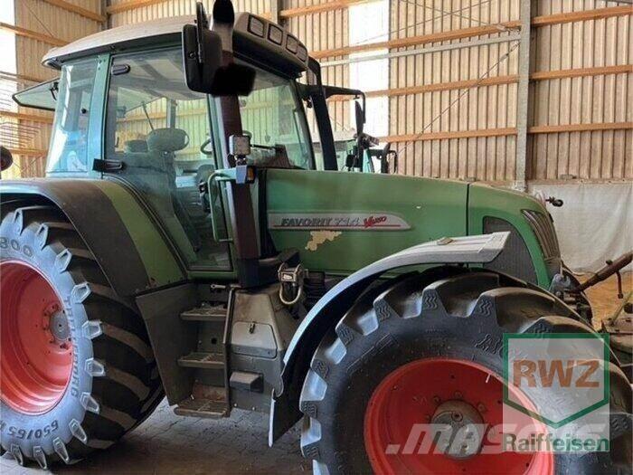 Fendt 714 Трактори