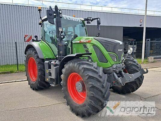 Fendt 716 POWER Трактори