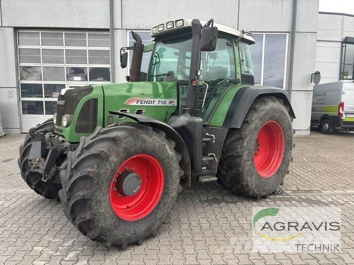 Fendt 718 VARIO Трактори