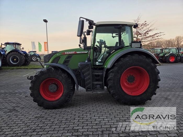 Fendt 718 VARIO GEN-6 Трактори