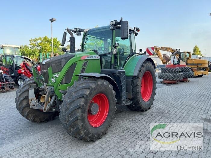 Fendt 718 VARIO S4 Трактори