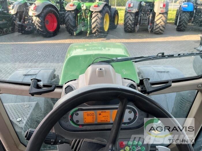 Fendt 718 VARIO S4 Трактори