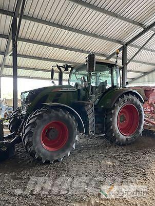 Fendt 720 PROFI PLUS Трактори