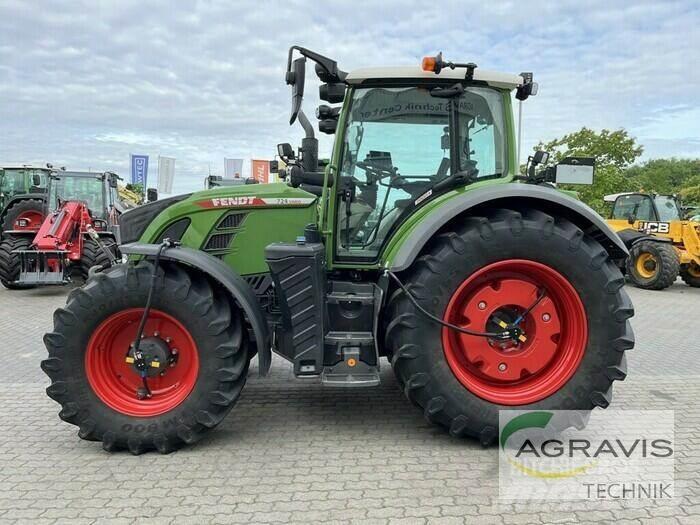 Fendt 724 VARIO GEN-6 Трактори
