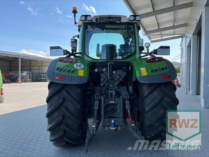 Fendt 724 Vario Gen6 Трактори