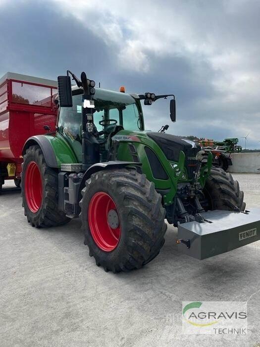 Fendt 724 VARIO S4 Трактори