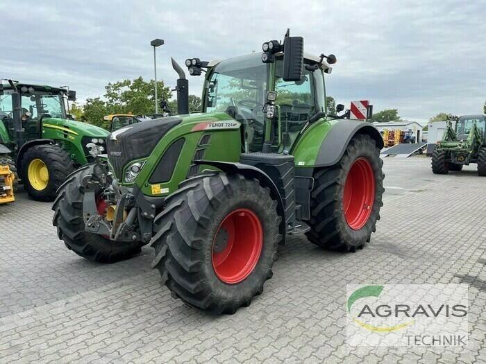 Fendt 724 VARIO S4 Трактори