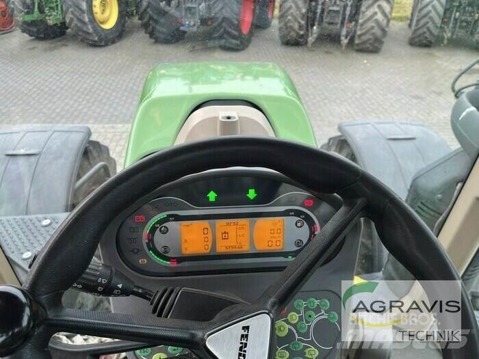 Fendt 724 VARIO S4 Трактори