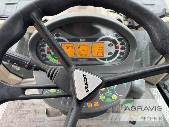 Fendt 724 VARIO SCR Трактори