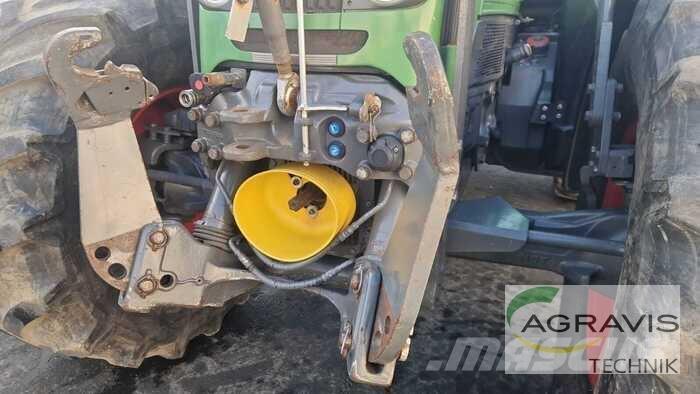 Fendt 818 VARIO Трактори