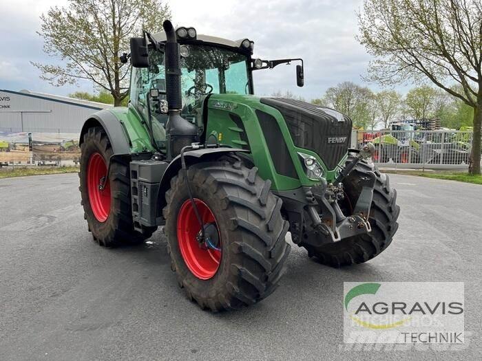 Fendt 824 VARIO S4 Трактори