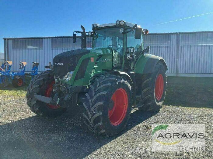 Fendt 824 VARIO SCR Трактори