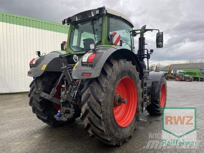 Fendt 826 Vario S4 Трактори