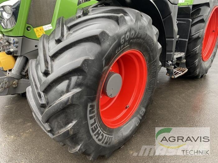 Fendt 826 VARIO S4 Трактори