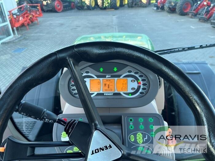 Fendt 826 VARIO SCR Трактори