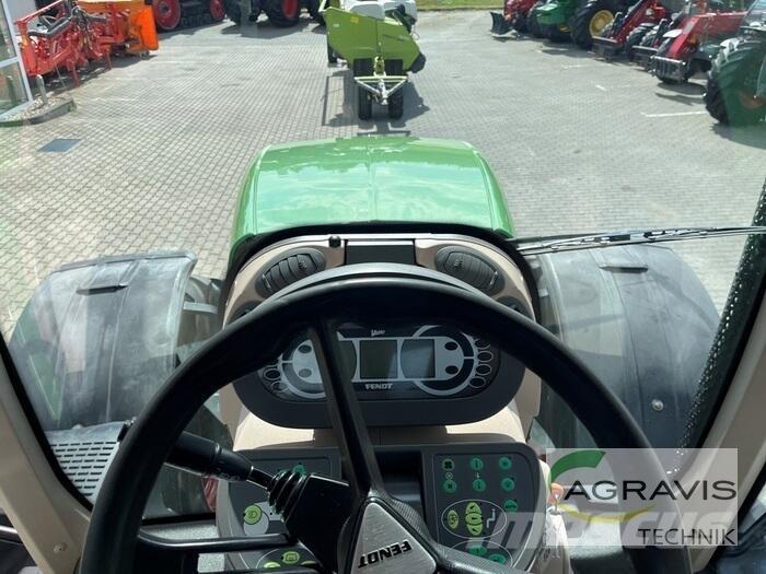 Fendt 826 VARIO SCR Трактори
