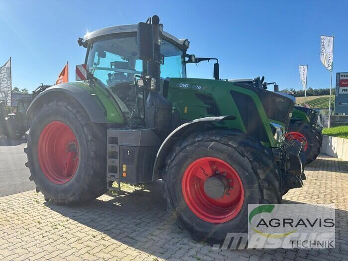 Fendt 828 VARIO S4 Трактори