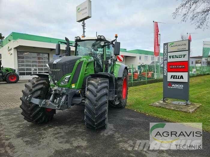 Fendt 828 VARIO S4 Трактори