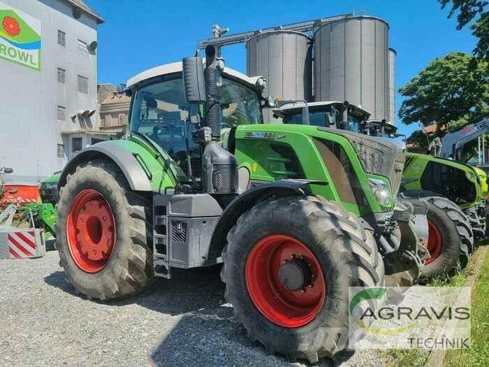 Fendt 828 VARIO S4 Трактори