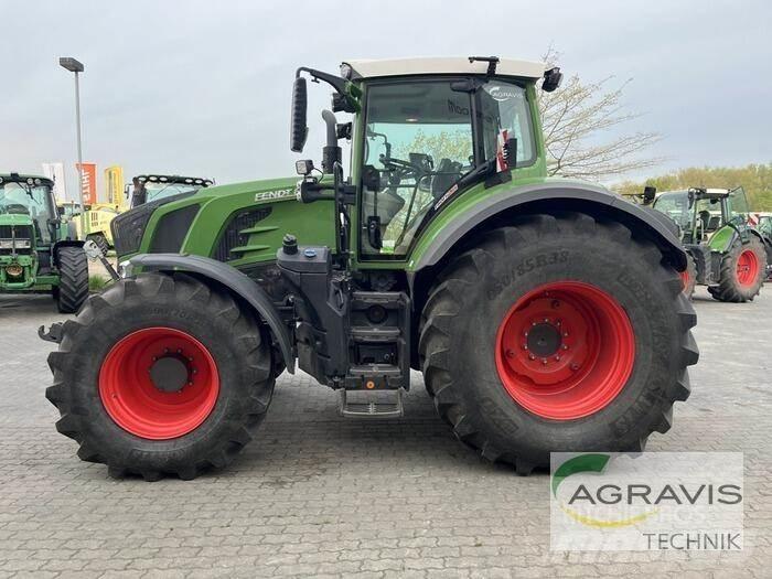 Fendt 828 VARIO S4 Трактори