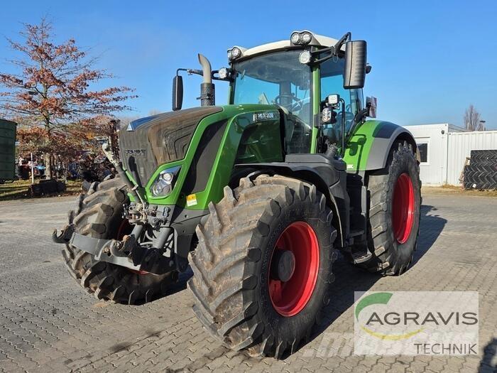 Fendt 828 VARIO S4 Трактори